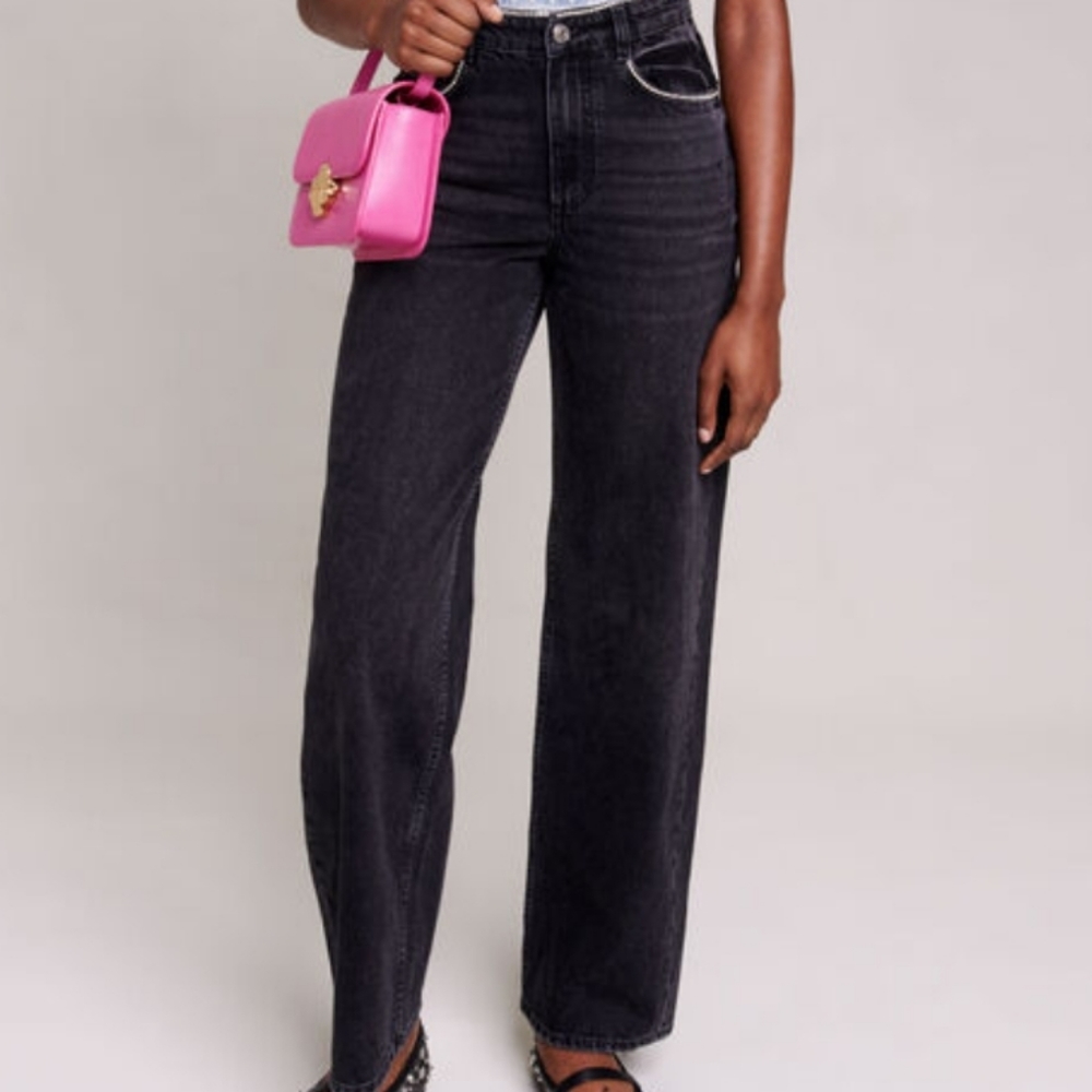 WIDE-LEG JEANS WITH RHINESTONES